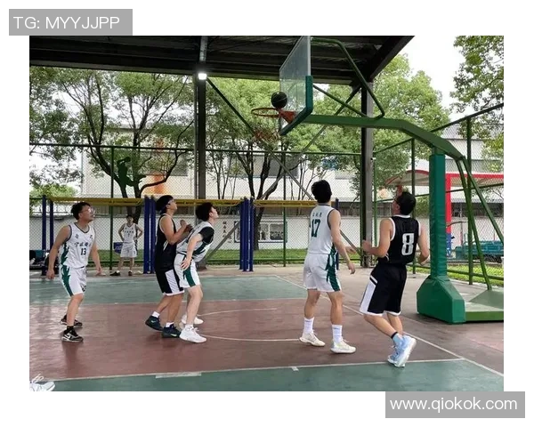 赛后复盘：深入分析上海篮球队与深圳篮球队的默契配合与战术执行