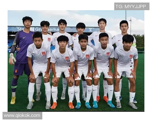 重庆足球队的崛起与挑战分析探索球队力量与未来发展方向 重庆足球队的崛起与挑战分析探索球队力量与未来发展方向